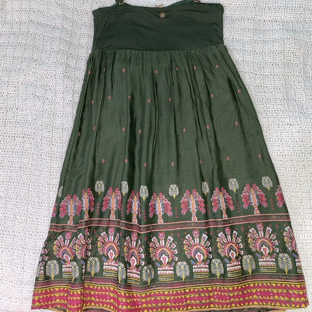 Root dress